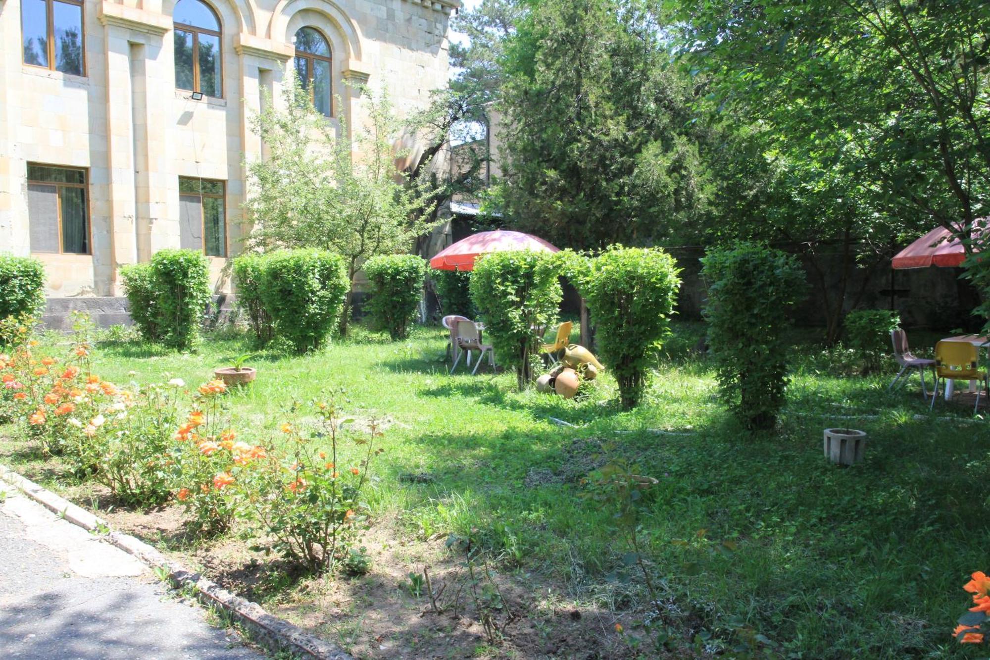 Health Resort Arzni 1 Exterior foto